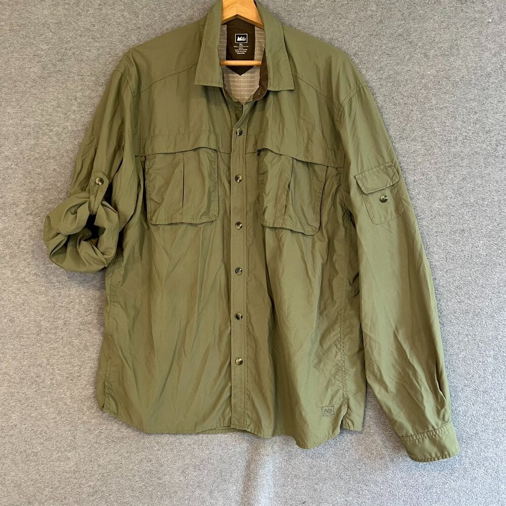 REI Men XL Button Up Shirt Solid Tee Olive Long Sleeve RN 37249 Fishing